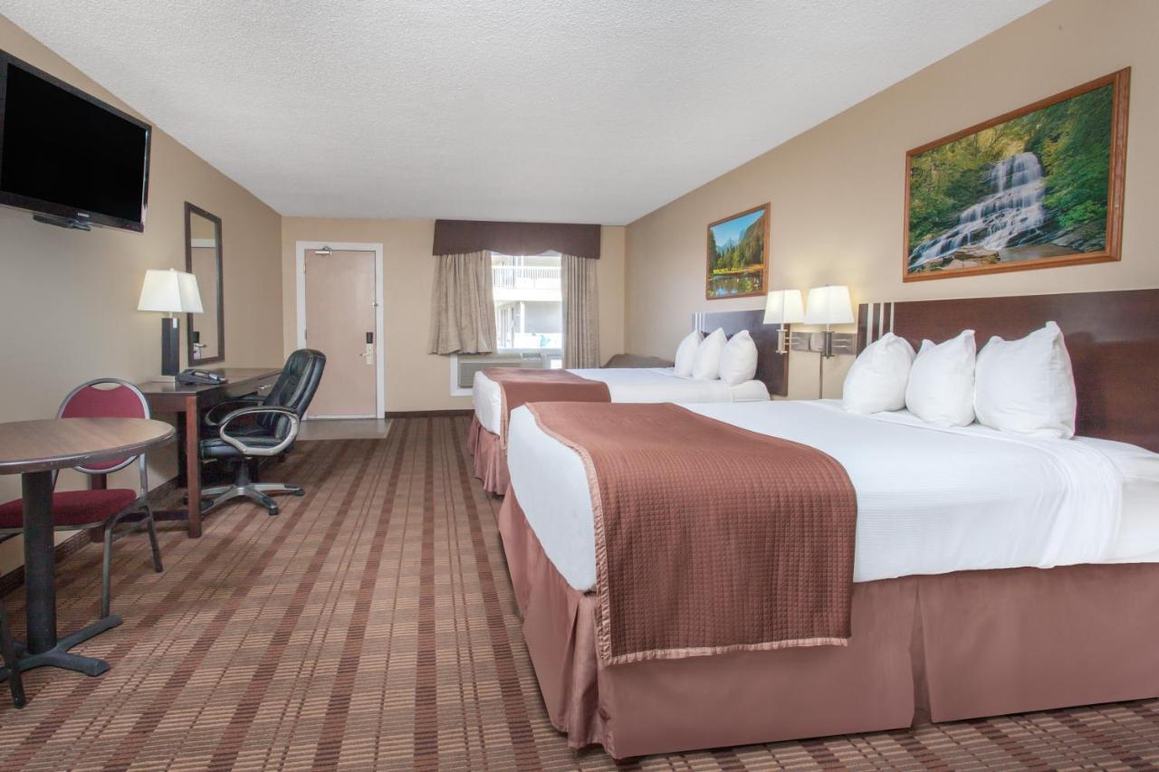 Econo Lodge Inn & Suites Medicine Hat Eksteriør billede