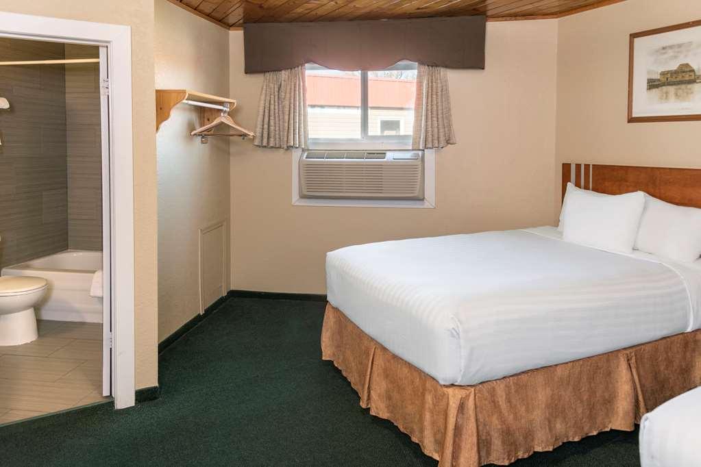 Econo Lodge Inn & Suites Medicine Hat Værelse billede