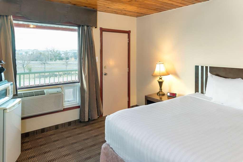 Econo Lodge Inn & Suites Medicine Hat Værelse billede