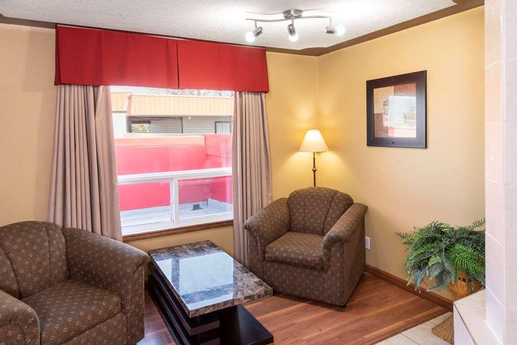 Econo Lodge Inn & Suites Medicine Hat Værelse billede